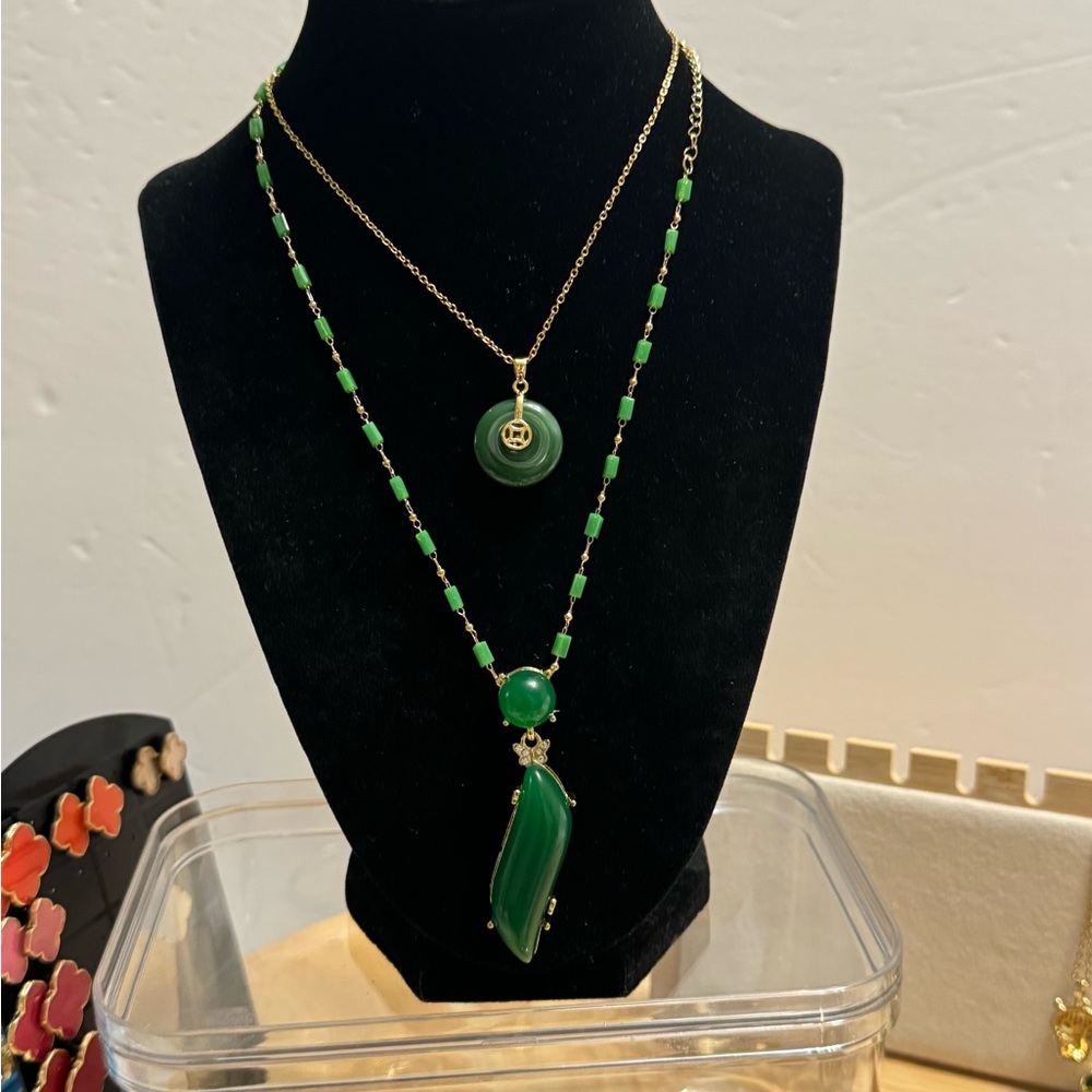 JADE AMY NECKLACE - Picture 3 of 9